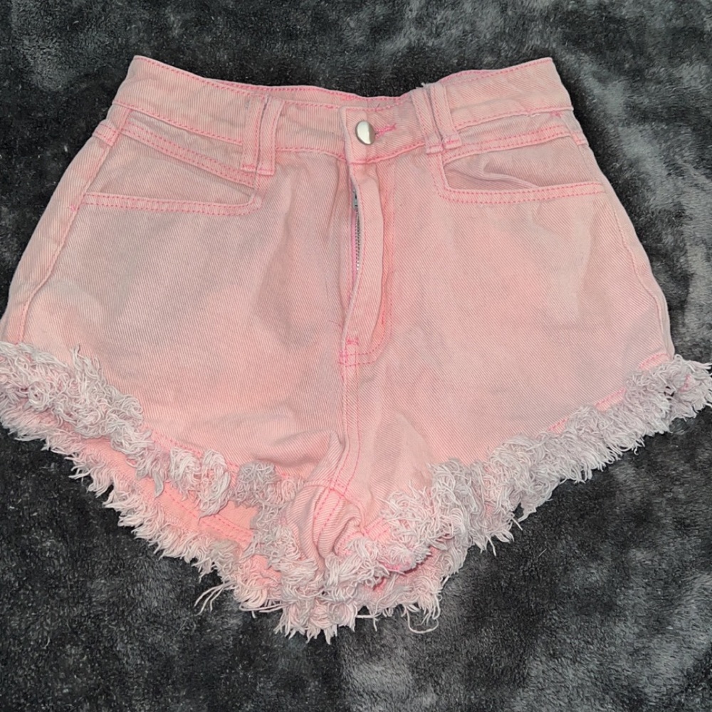SHEIN baby pink never worn jean ruffled bottom shorts